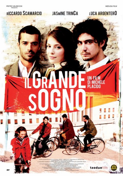 Смотреть бесплатно фильм Мечта по-итальянски / Il grande sogno (2009) DVDRip Онлайн